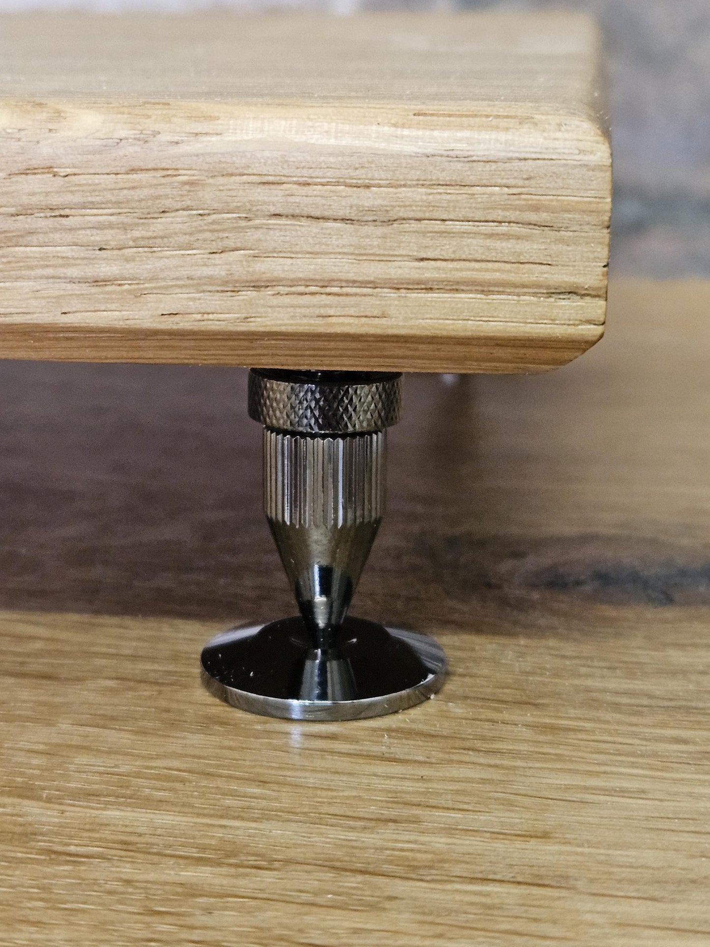 The Kiln - Hardwood Turntable Isolation Plinth // Oak or Walnut