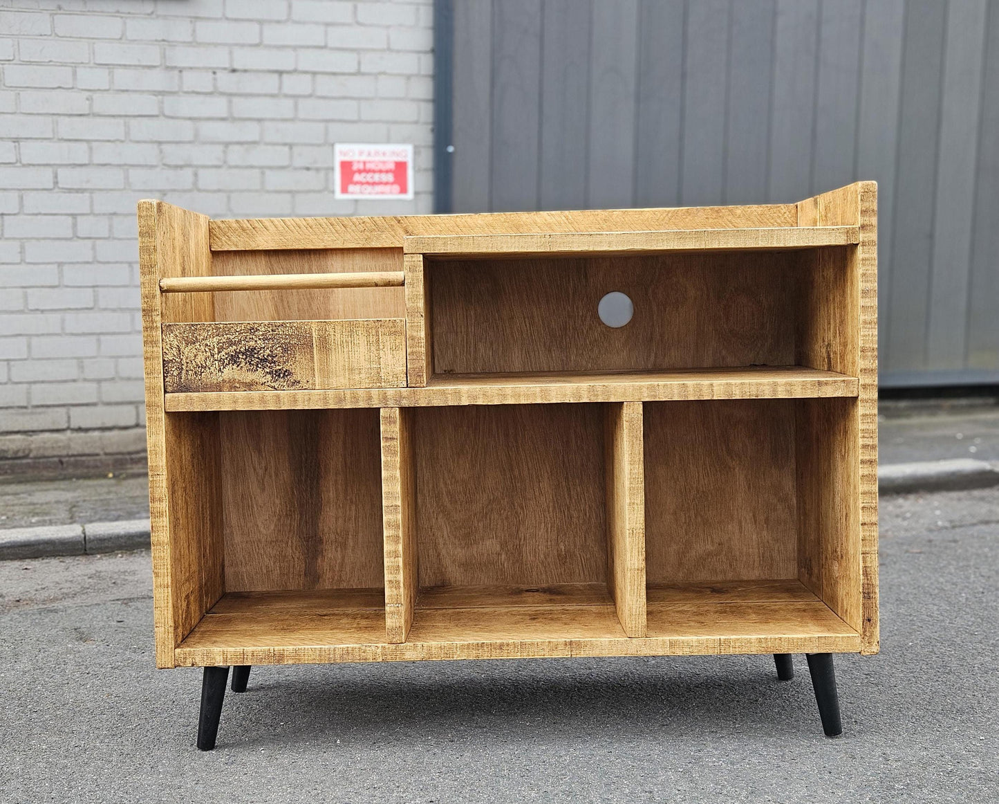 Rustic Vinyl Storage Unit with storage space for vinyl records, a flicking section for browsing, space for an amplifier and a deck for the turntable