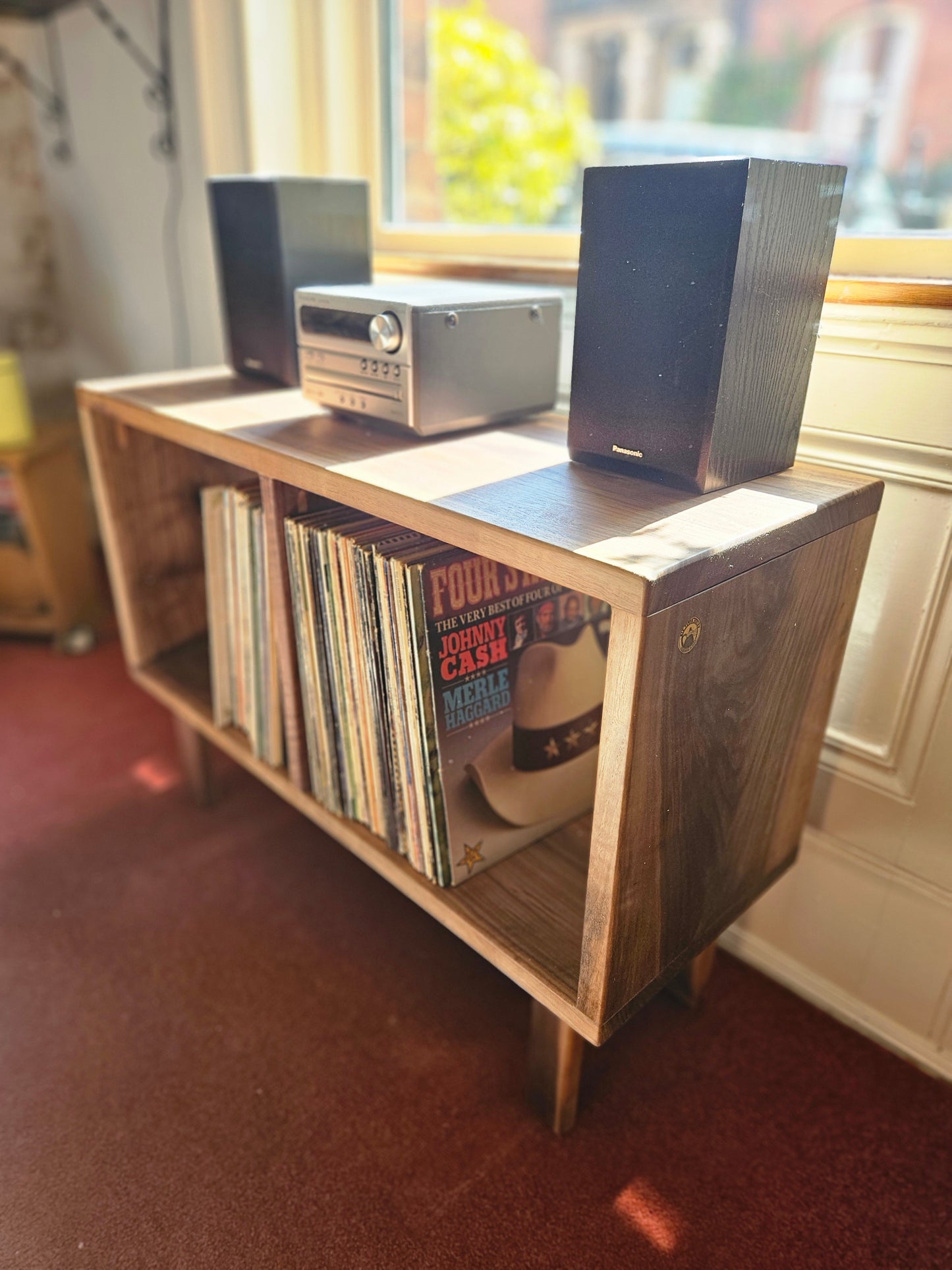 The Gem - Hardwood Vinyl Storage Cube