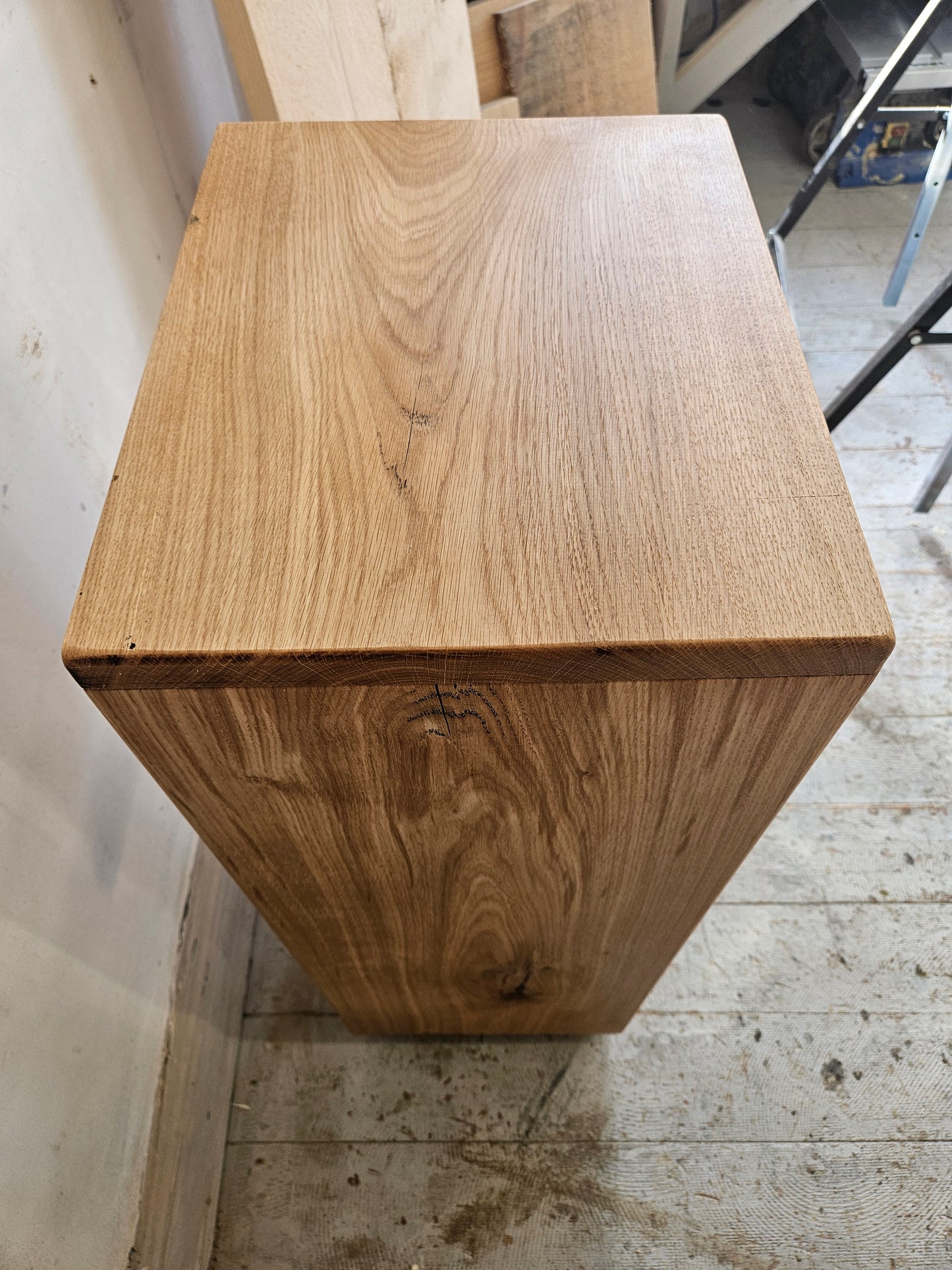 The Gem - Hardwood Vinyl Storage Cube